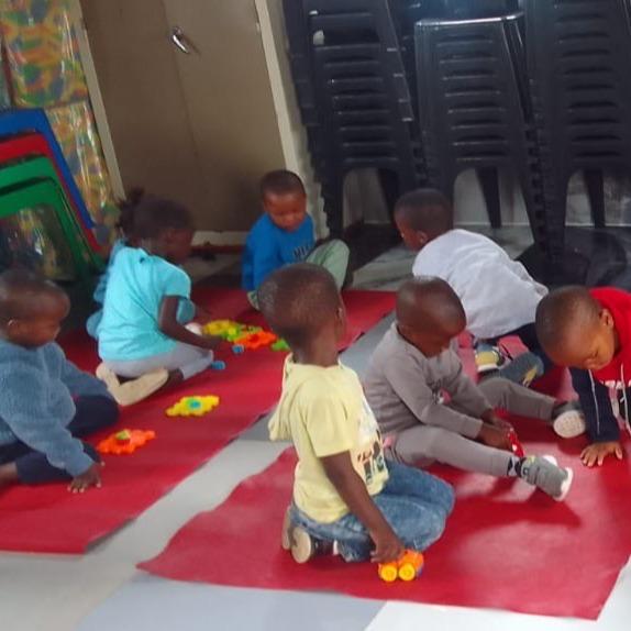 Help Sinosizo Siyaphambili by Donating educational toys and games for children ages 1-5