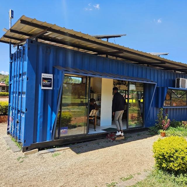 Help Uncommon.org by sponsoring Innovation Hubs for underserved youth in Zimbabwe