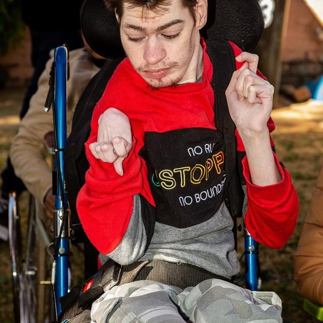 Help Queen Butterfly Foundation by cleaning products orthopaedic eqipment groceries gloves for children and young adults