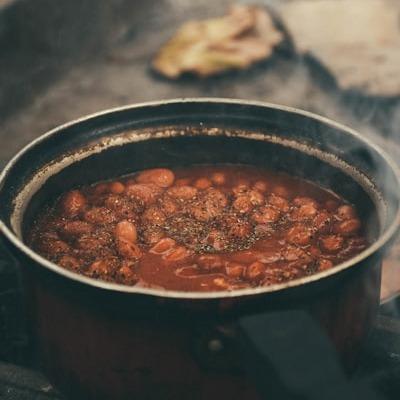 Help Thandabantu Care Center by donating some non-perishable food for our feeding scheme