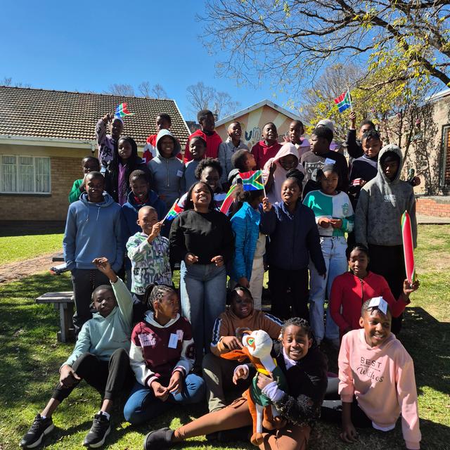 Help SHINE Education Centre with 5 volunteers for Learners between grades 4 an 9
