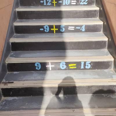 Incidental learning on the stairs