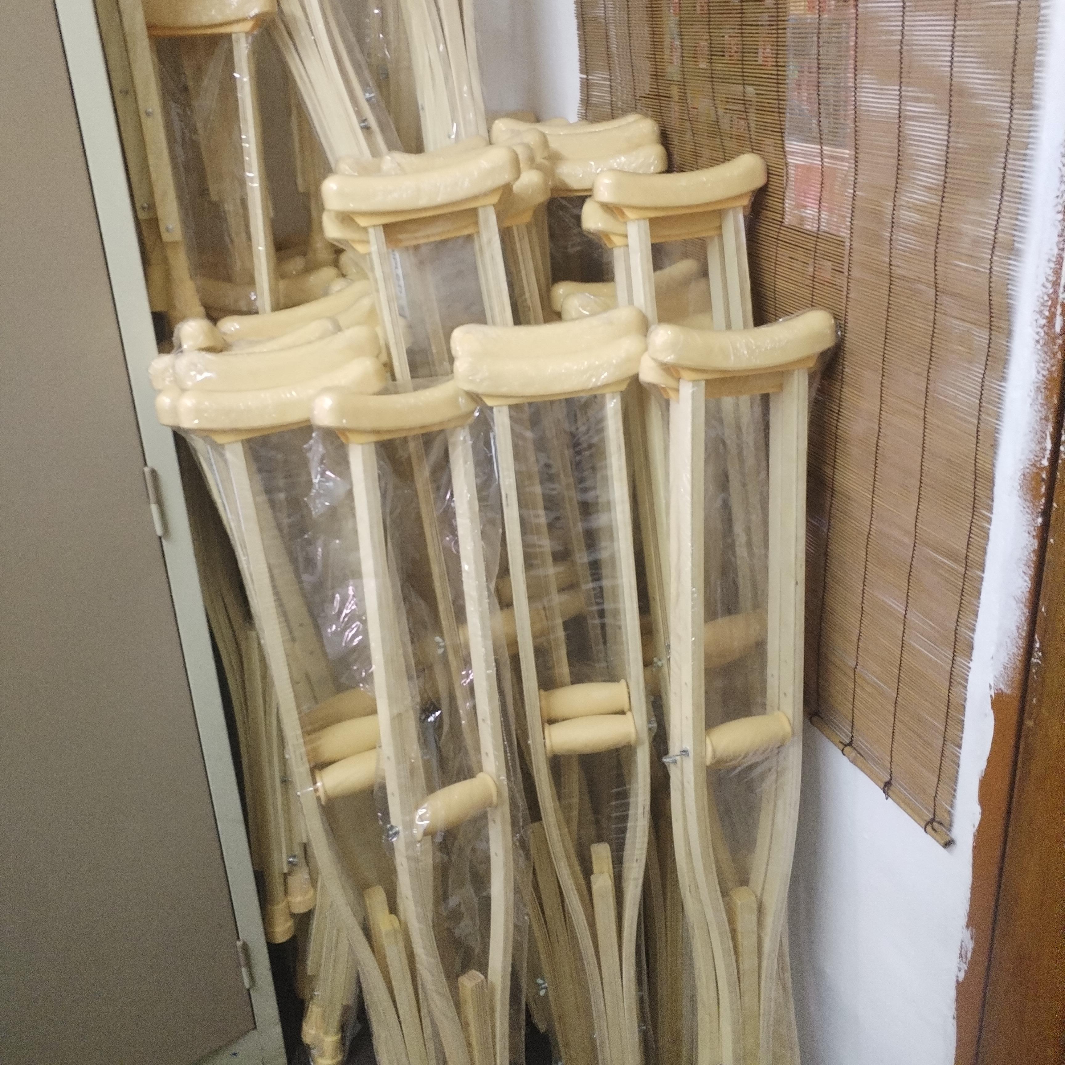 Donations of crutches for beneficiaries