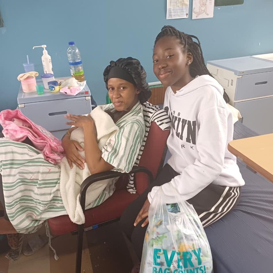 Thank you Grace for a grade 11 student from Sutherland High joined our outreach today.