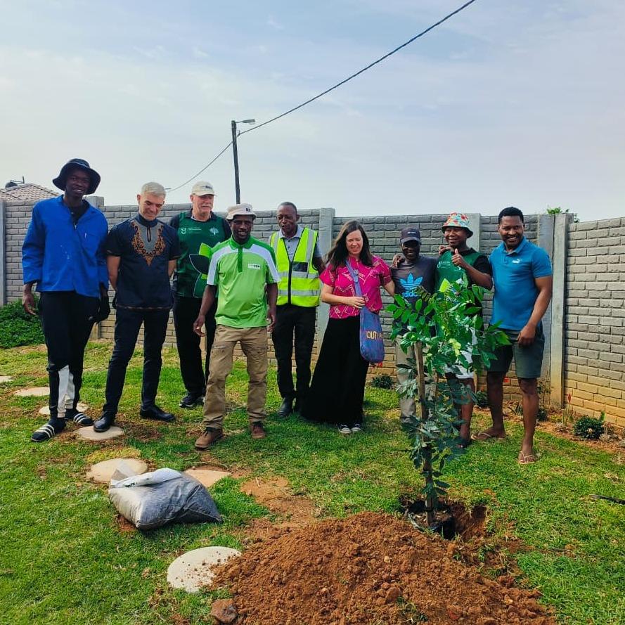 2025 Community Greening, Glenway