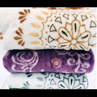 Help Fountain for the Thirsty by donating blankets, socks or non-perishables this winter for the homeless