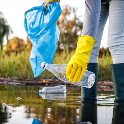 Help Fountain for the Thirsty with 10 volunteers for a river clean up for Mandela Day