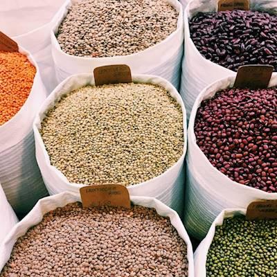 Help Friends Without Borders Mount Edgecombe by donating non perishable food items for less fortunate communities