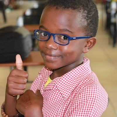 Help African Eye Institute by donating a pair of spectacles for children and youth in under-served communities.