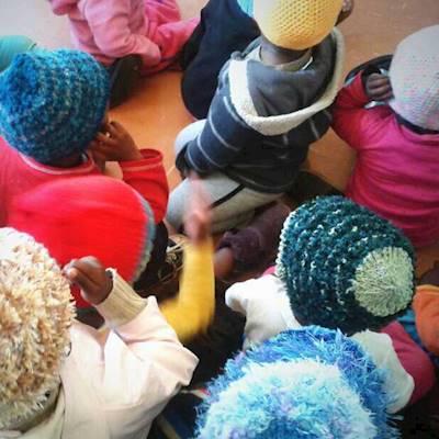 Help Singakwenza Early Childhood Education NPC by knitting or crocheting beanies for children up to 6 years old