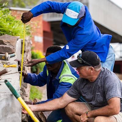 Help LIV Durban with 5 volunteers for to help with general maintenance in the LIV Homes