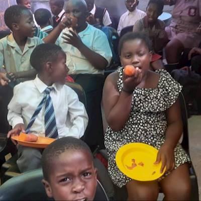 Help Kganya Yabatho Dropping Centre by donating non perishable food to vulnerable children for our beneficiaries in a disadvantage society