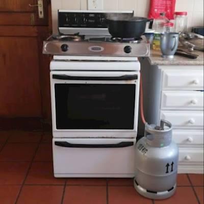 Help New Hope SA by donating trestle tables, big pots & serving trollies for the New Hope community dinner project.