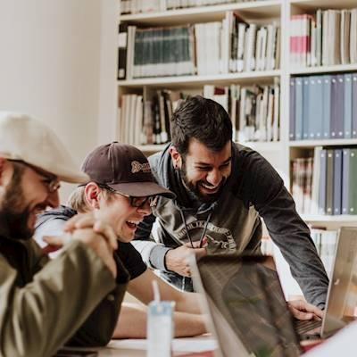 Help Amava Oluntu with 5 volunteers for Young Entrepreneurs