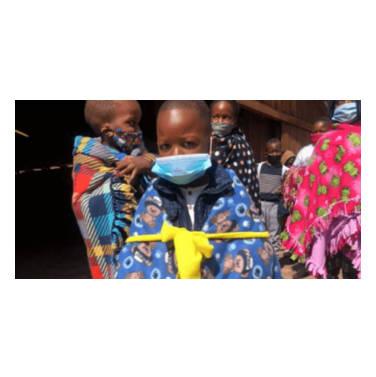 Help Rays of Hope by donating warm clothes and blankets for our warm up Alex campaign.