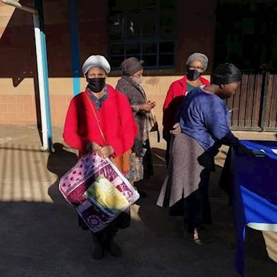 Help RivLife Community Centre raise R20,000 for purchasing blankets for the elderly this Winter