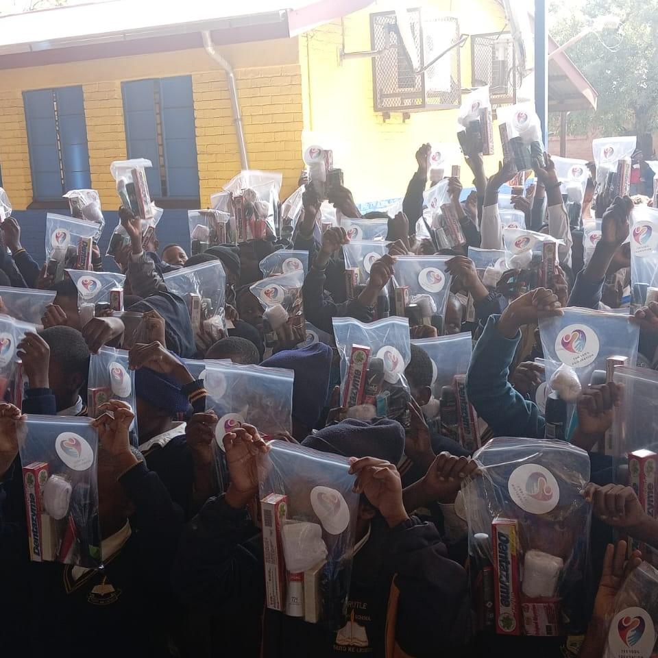 sanitary donation@chief albert luthuli primary