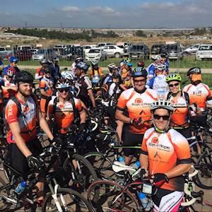 Fu n in the sun prior to the Big Race