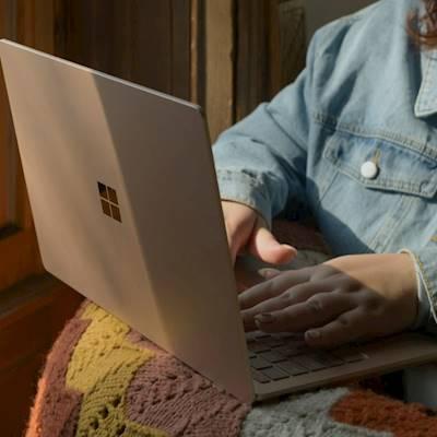 Help South Africa Volunteer Work Camp Association (SAVWA) by Donating Camera & lence for After School Programme and Volunteer Programme