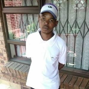 Help Vuka Skhokho raise R2300 for helping  beneficiaries go into secondary care.