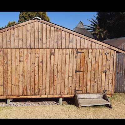 Help i4118 Foundation NPC by donating wood varnish for 🛠️ Help Us Protect What Protects Our Mission 🛠️