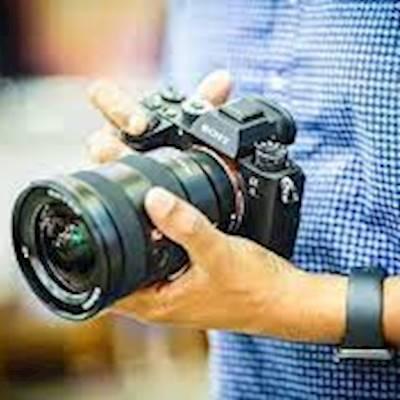 Help South African Guide-Dogs Association for the Blind with 5 volunteers for professional photos to be taken