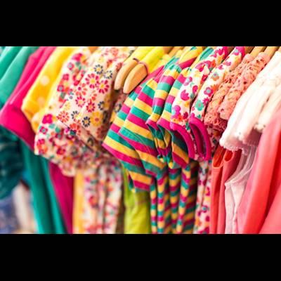 Help Kronendal Music Academy by donating children's clothing for ages 8 to 18.