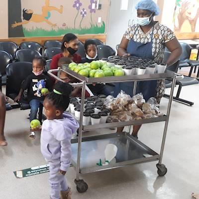 Help Union of Jewish Women Johannesburg by Donating fresh fruit for the day patients at Hillbrow Community Health Centre
