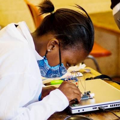 Help Junior Achievement South Africa with 12 volunteers for IT industry career guidance and instructional support