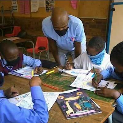 Help Matlhogonolo Community Outreach Centre with 5 volunteers for Tutoring of primary school learners